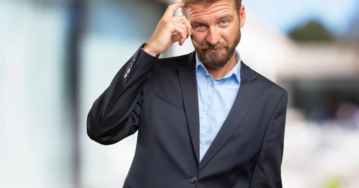 Empreendedor frustrado com erros de abertura de empresa